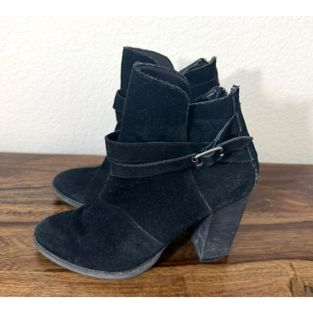 Chinese Laundry Black Suede Chunky Heel Ankle Bootie Boots Silver Buckle zip